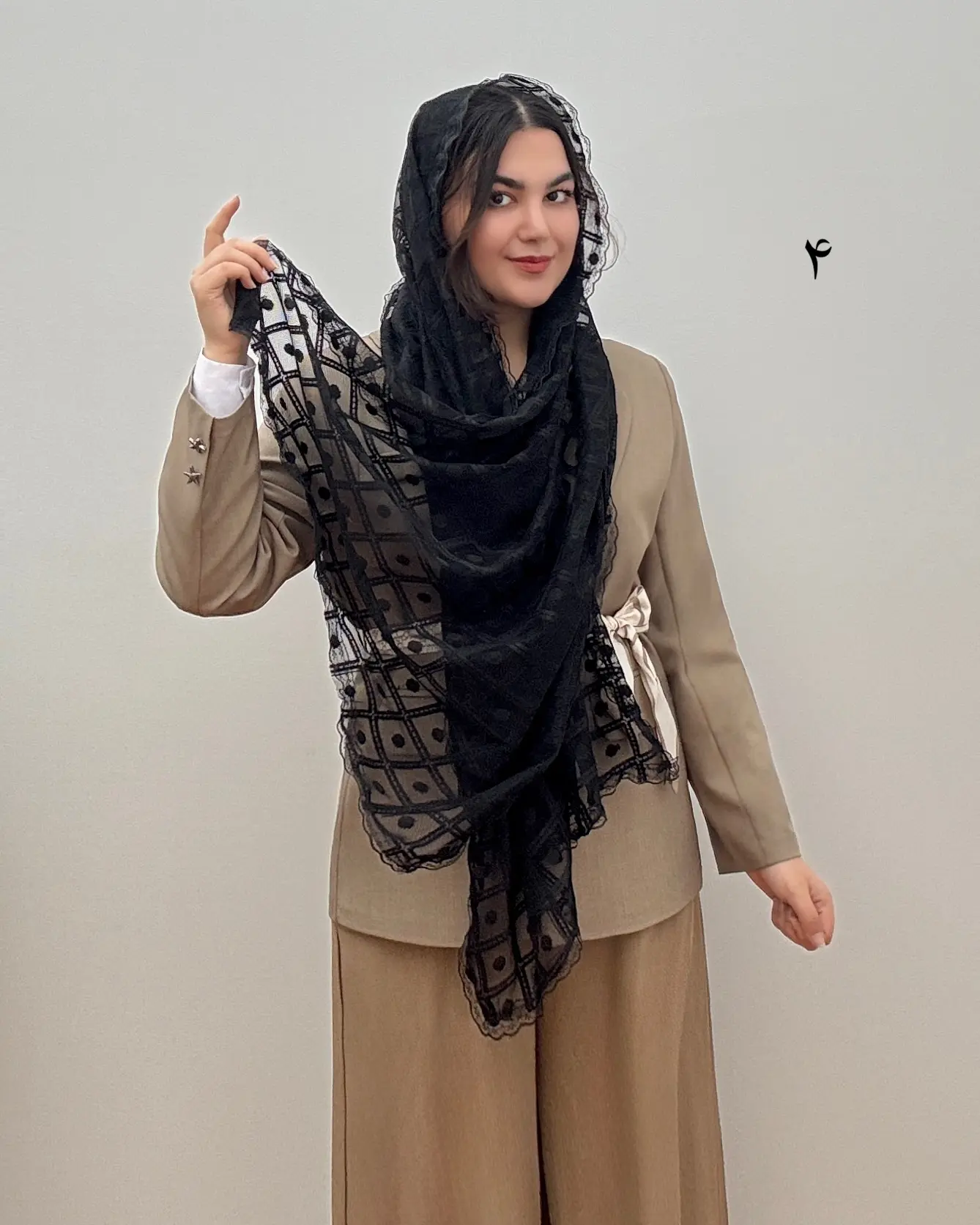شال مجلسی توری مشکی طرح دار